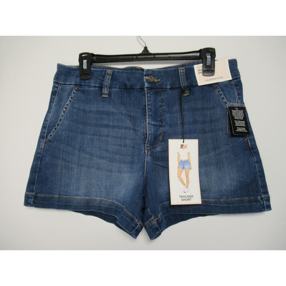BCBG Generation Denim Trouser Short Size 11/30 NWT
